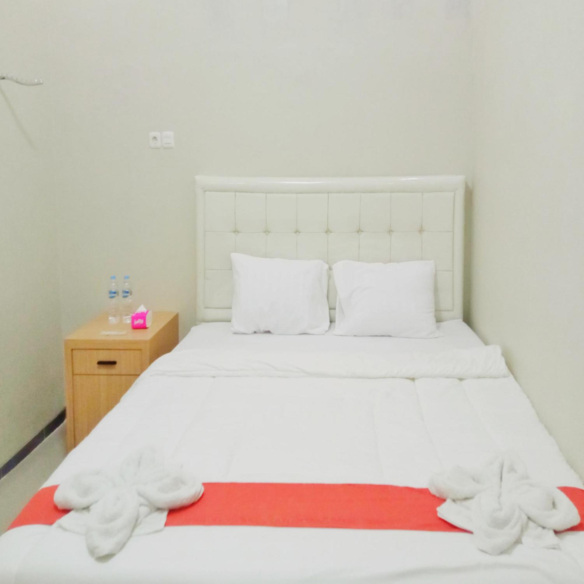 Rifal Inn Mitra Reddoorz 테갈 외부 사진
