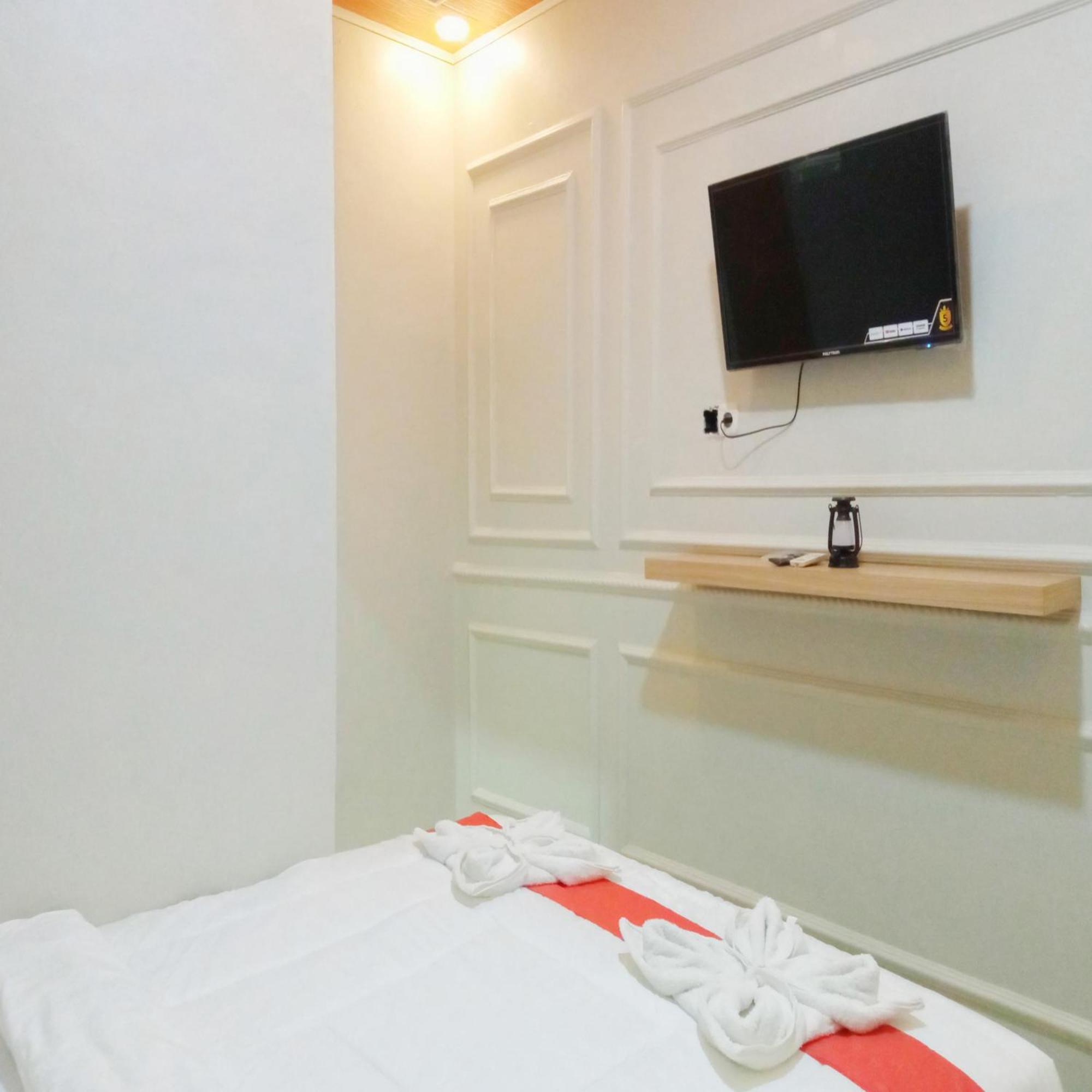 Rifal Inn Mitra Reddoorz 테갈 외부 사진